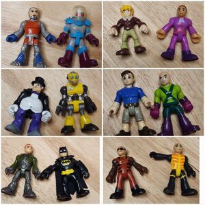Imaginext figurine lot includes Batman